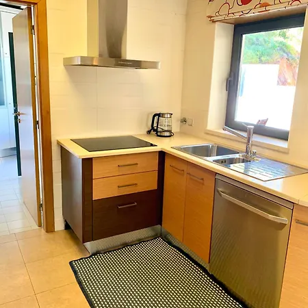 Two Palms נאזרה