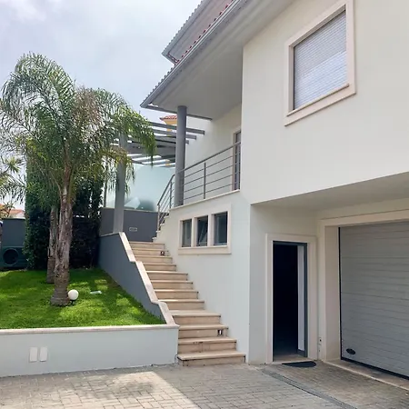 Two Palms נאזרה