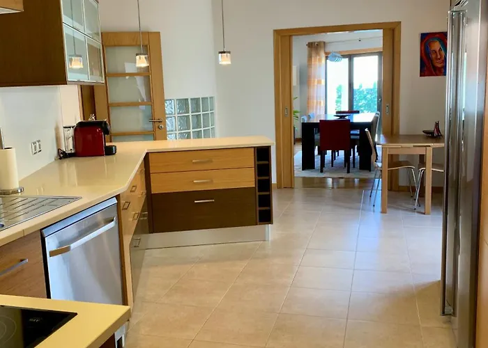 Two Palms Villa Nazaré